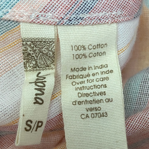 Japna Flutter Sleeve Top - Picture 4 of 4